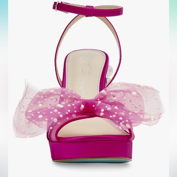 Betsy Johnson woman’s lulu jeweled sandals worn for 1 hour. - Picture 2 of 7